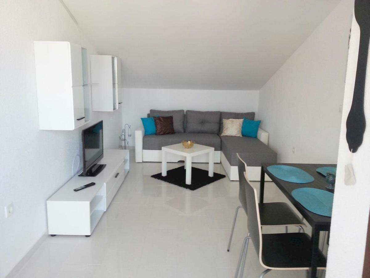 Apartments Kamelija 말린스카 외부 사진