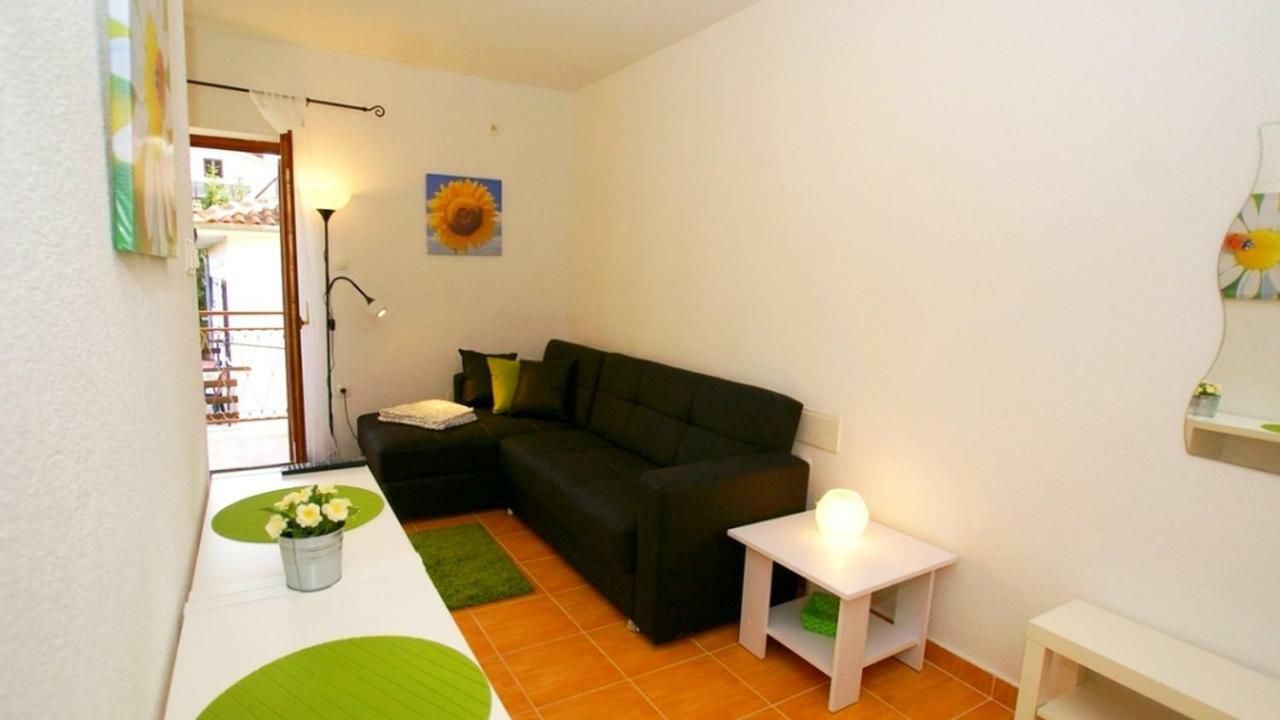 Apartments Kamelija 말린스카 외부 사진